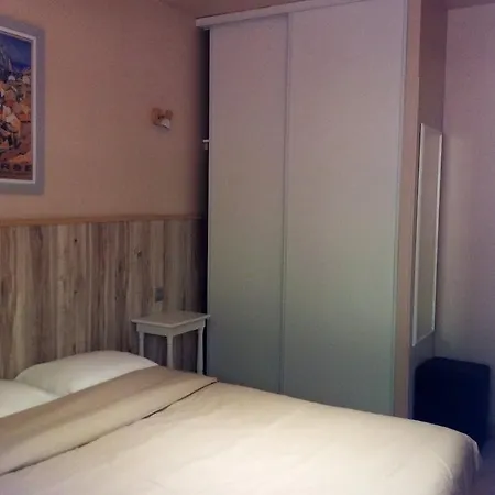 Les Hauts De Pinarello Apartament *