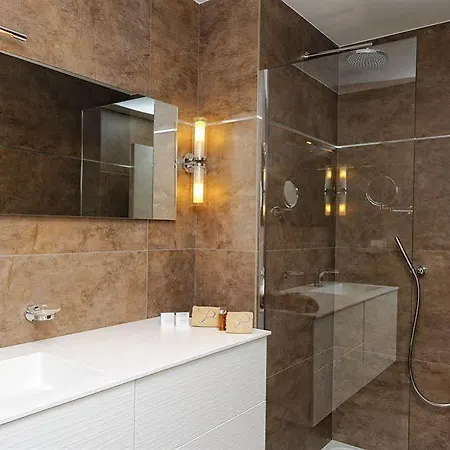 Les Hauts De Pinarello